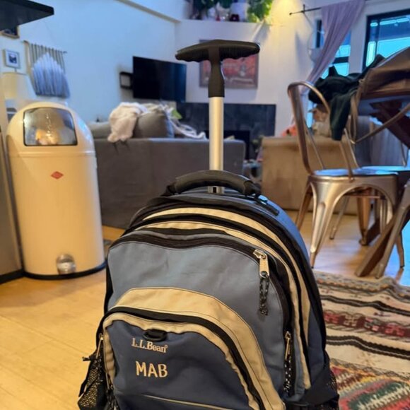L.L. Bean Rolling Backpack - LIKE NEW - Picture 3 of 3
